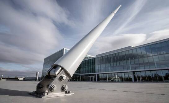 Stal, aluminium czy włókno szklane — co zmienia materiał w maszcie ośmiometrowym
