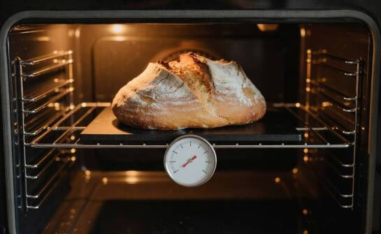 Dlaczego ustawiona temperatura piekarnika nie wystarcza do przewidywalnych wypieków