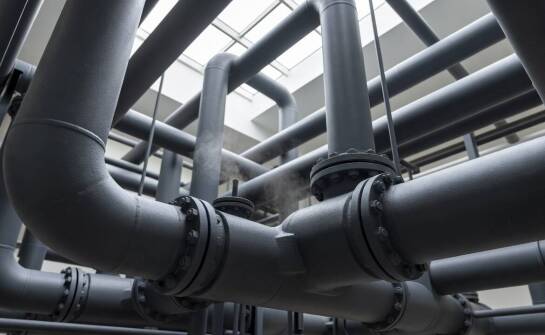 Jak żywice silikonowe utrzymują ochronę stali w instalacjach pracujących na gorąco