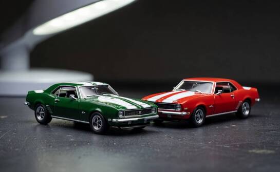 Jak wersje Z/28, SS i RS zmieniają odbiór Camaro z 1968 roku w miniaturach 1:64