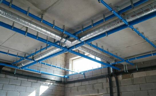 Kolejność prac przy instalacji rekuperacji w domu energooszczędnym i możliwe kolizje