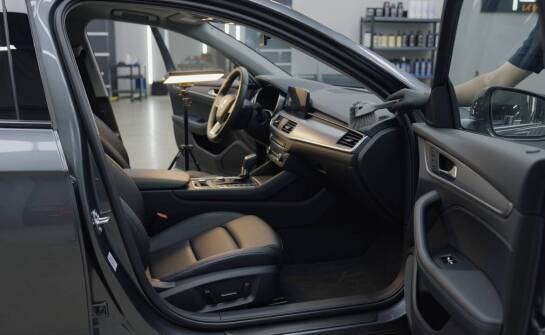 Jak przygotować auto przed czyszczeniem wnętrza, by nie utrudnić pracy