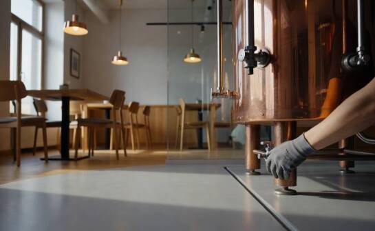 Adaptacja istniejącej restauracji pod browar rzemieślniczy: co trzeba przewidzieć przed montażem
