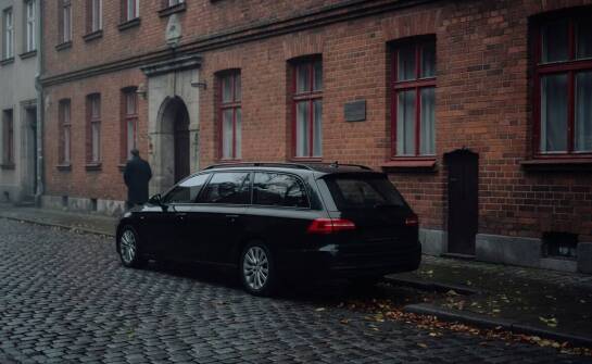 Jak przebiega lokalny przewóz zmarłego na Śląsku i dlaczego to dopiero początek organizacji pochówku