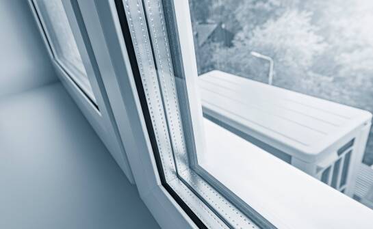 Okna aluminiowe a ochrona przed korozją – jak to działa?