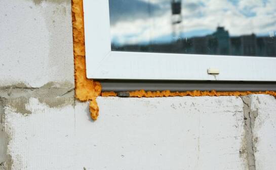 Porównanie różnych metod szczelnego montażu okien – które są najskuteczniejsze?