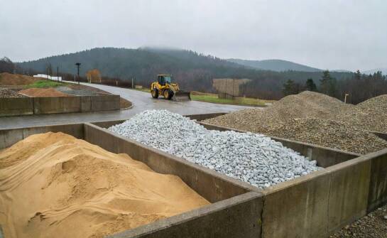 Dlaczego kruszywo, cement i materiał sypki trzeba dobierać do etapu robót, a nie do jednego zastosowania