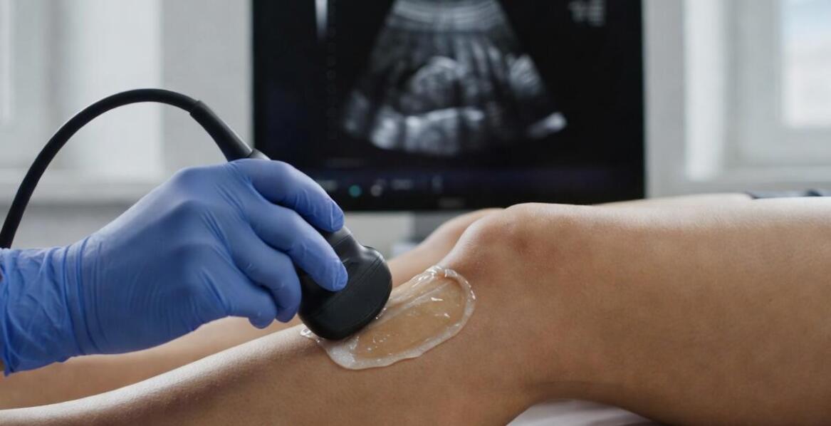 Kolano w ruchu — co ultrasonografia ujawnia o łąkotkach, ścięgnach i wysięku