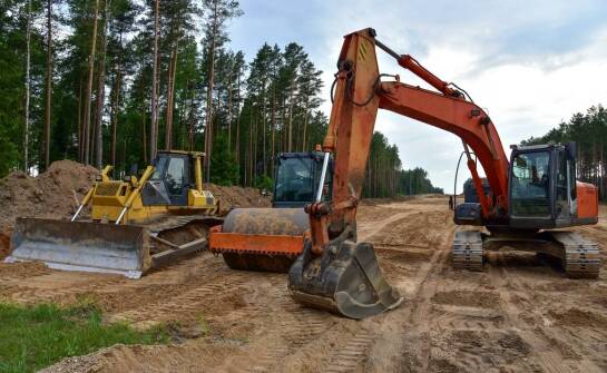 Jak stabilizacja gruntów wpływa na trwałość infrastruktury drogowej?
