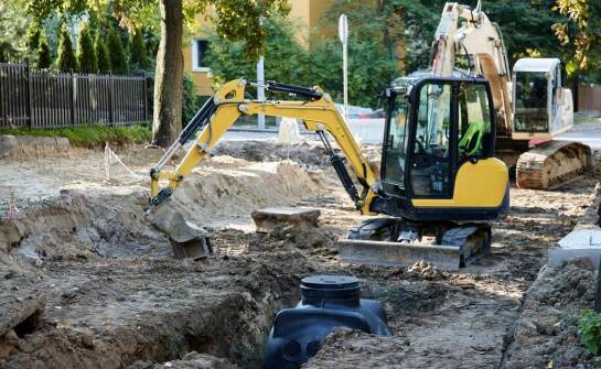 Kształtowanie terenu po montażu szamba 3 komorowego – co oferujemy?