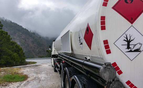Was sind die wichtigsten Rechtsnormen für den Transport gefährlicher Güter?