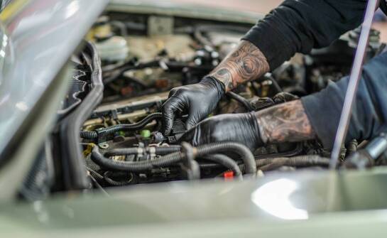Alternatory regenerowane vs nowe do Peugeot 206 1.1 benzyna – co wybrać?