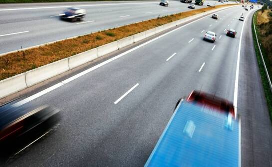 Jakie są ograniczenia prędkości na francuskich autostradach?