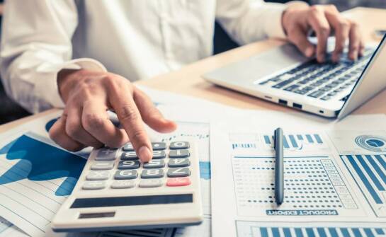 Kluczowe elementy planu restrukturyzacyjnego dla firm w kryzysie finansowym