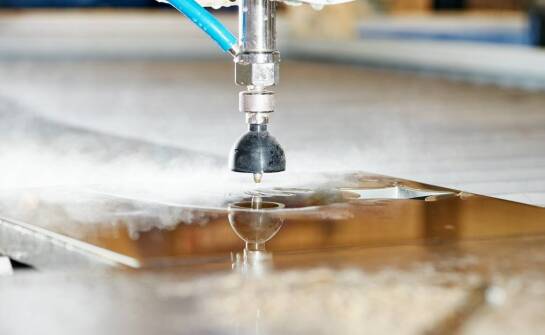 Wpływ jakości maszyn CNC do kamienia na ostateczny produkt – dlaczego to ważne?