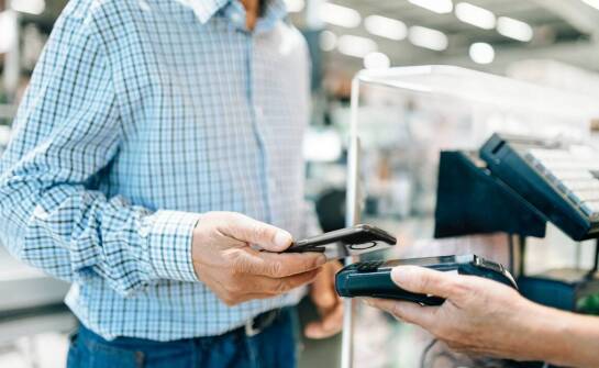 Jak szybko można uzyskać gotówkę za stary telefon komórkowy?