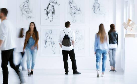 Rola pokazów w Multimedialnym Parku Fontann w promowaniu sztuki