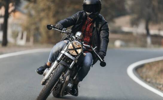 Dlaczego crash pady są niezbędne dla każdego właściciela Honda CBF 1000?