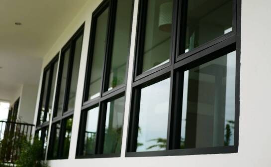 Aluminiumfenster aus Polen – wie beeinflussen sie die Energieeffizienz eines Gebäudes?