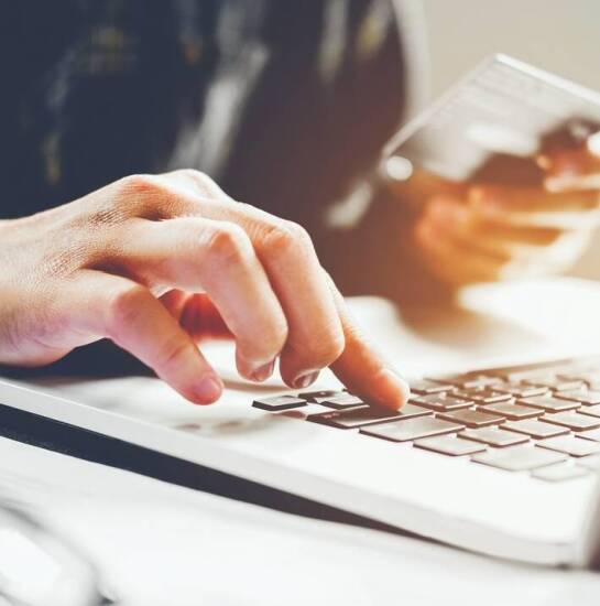 Jak zminimalizować ryzyko zwrotów przy zakupach online?