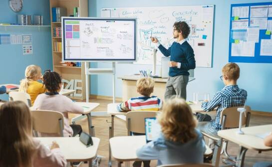 Jak filmy animowane mogą wspierać cele edukacyjne firmy?