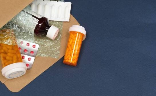 Zalety opakowań kartonowych w branży farmaceutycznej – co warto wiedzieć?
