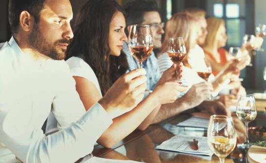 Hurtownia win: kompleksowa obsługa winiarska dla hoteli i restauracji