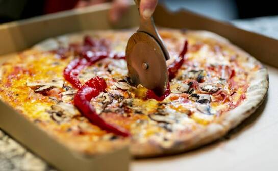 Pizza faszerowana – idealne rozwiązanie na wyjątkowy posiłek