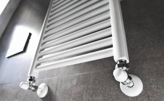 Estetyka i funkcjonalność radiatorów kominkowych – przegląd rozwiązań