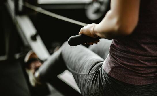 Rowerki treningowe – jak efektywnie włączyć je do planu fitness?