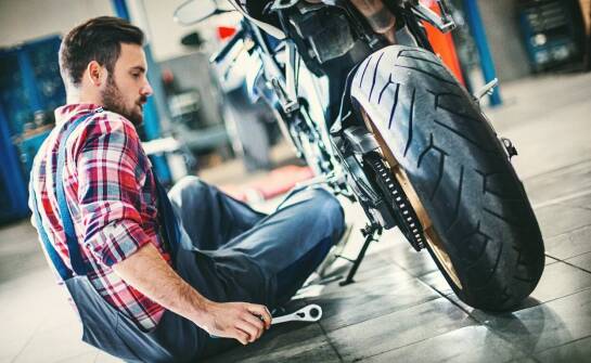 Wpływ regeneracji na osiągi motocykli – co warto wiedzieć?