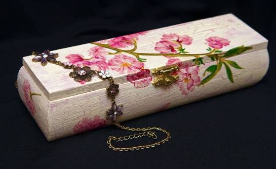 Drewniane bazy do decoupage – co warto wybrać z oferty sklepu?