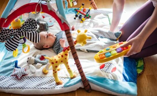 Rola terapii integracji sensorycznej w rehabilitacji niemowląt: co warto wiedzieć?