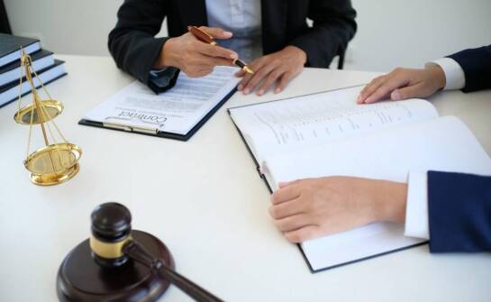 Kluczowe elementy doradztwa prawnego w zakresie prawa pracy dla firm