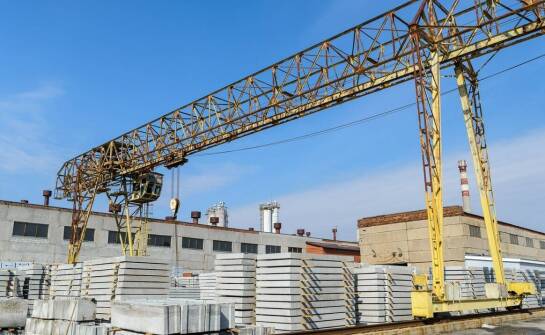 Prefabrykaty betonowe w budowie sieci kanalizacyjnych – jakie są ich zalety?