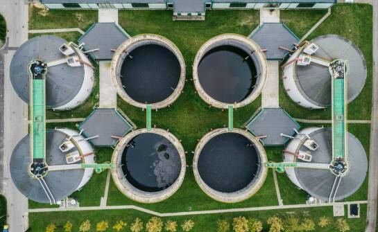 Nowoczesne rozwiązania w recyklingu odpadów przemysłowych – jakie technologie są najbardziej efektywne?