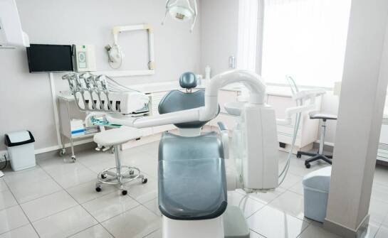 Jak zdjęcie rtg zęba wspiera precyzyjne planowanie zabiegów chirurgicznych?