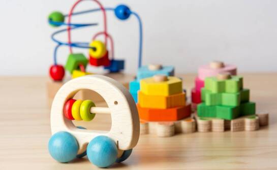 Puzzle drewniane z figurkami zwierząt – idealne połączenie zabawy i nauki