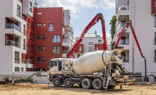 Jakie aspekty należy rozważyć przy wyborze betonu towarowego do projektu?