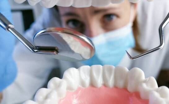 Znaczenie regularnych wizyt u dentysty dla zdrowia jamy ustnej