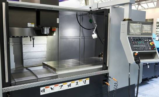 Efektywność produkcji dzięki polskim frezarkom do metalu – przykłady zastosowań