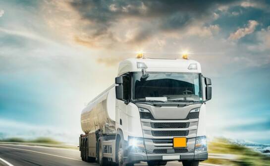 Jakie są najnowsze trendy w urządzeniach transportu bliskiego?