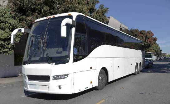 Dance Bus – jak stworzyć niepowtarzalną atmosferę na imprezie?