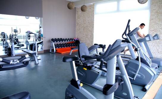 Lustra do sal fitness – jakie opcje oferuje wrocławski producent?