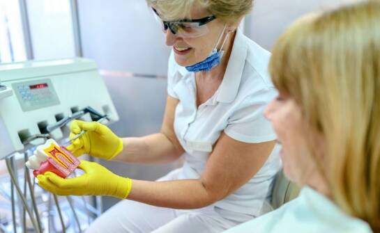 Rola periodontologii w utrzymaniu zdrowia jamy ustnej
