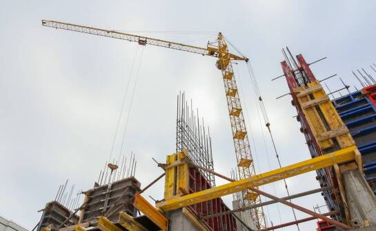 Wpływ generalnego wykonawcy na terminowość realizacji centrum logistycznego