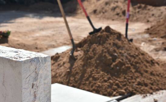 Wybór materiałów do produkcji podkładów betonowych – co warto wiedzieć?