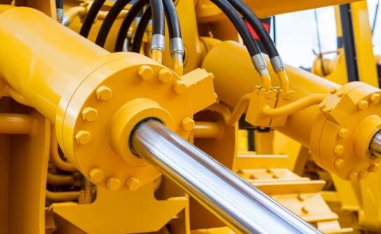 Znaczenie stałego serwisu dla długoterminowej efektywności urządzeń hydraulicznych
