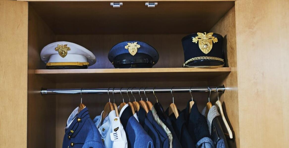 Personalizacja kurtek ochronnych dla policji – dlaczego warto inwestować w indywidualne rozwiązania?