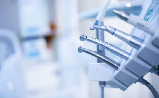 Jaka jest trwałość implantów zębów?